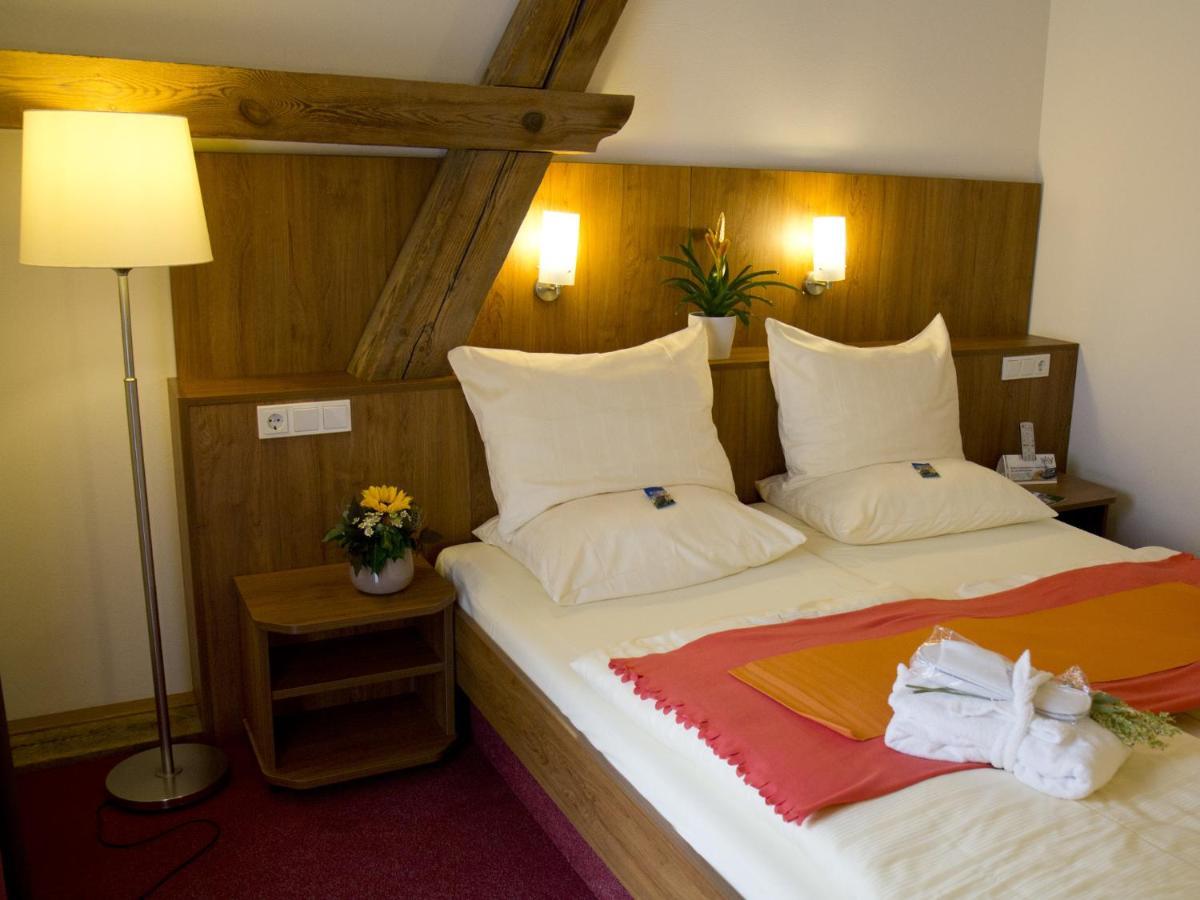 Hotel Gutshof Herborn Herborn  Room photo